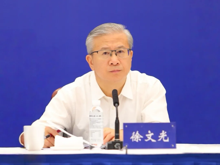 许文广.png 许文广.png